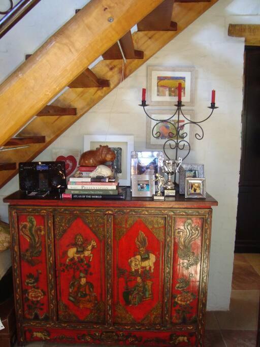Spacious And In Noordhoek *