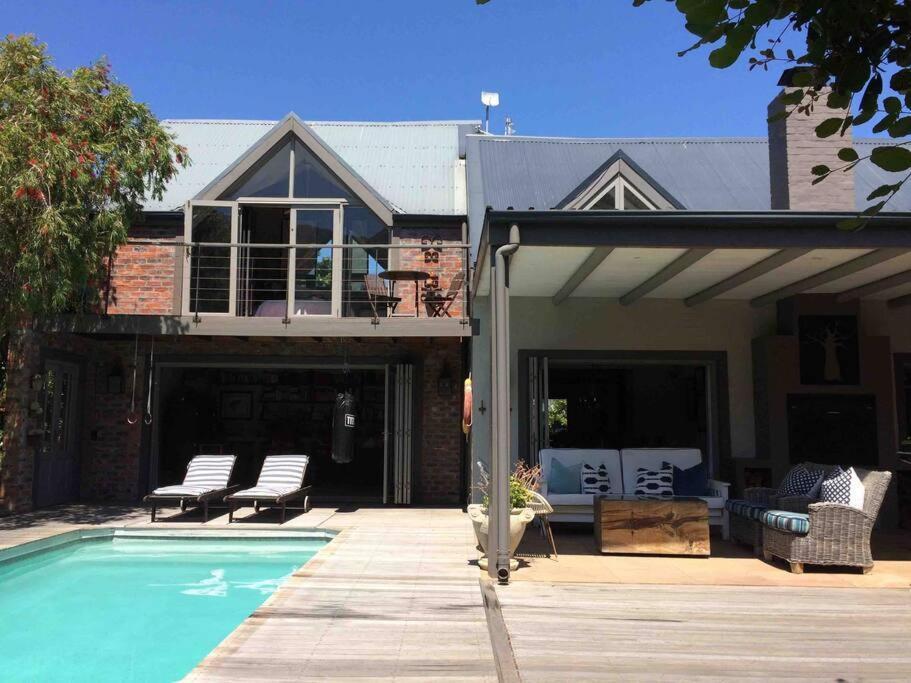 Spacious And In Noordhoek